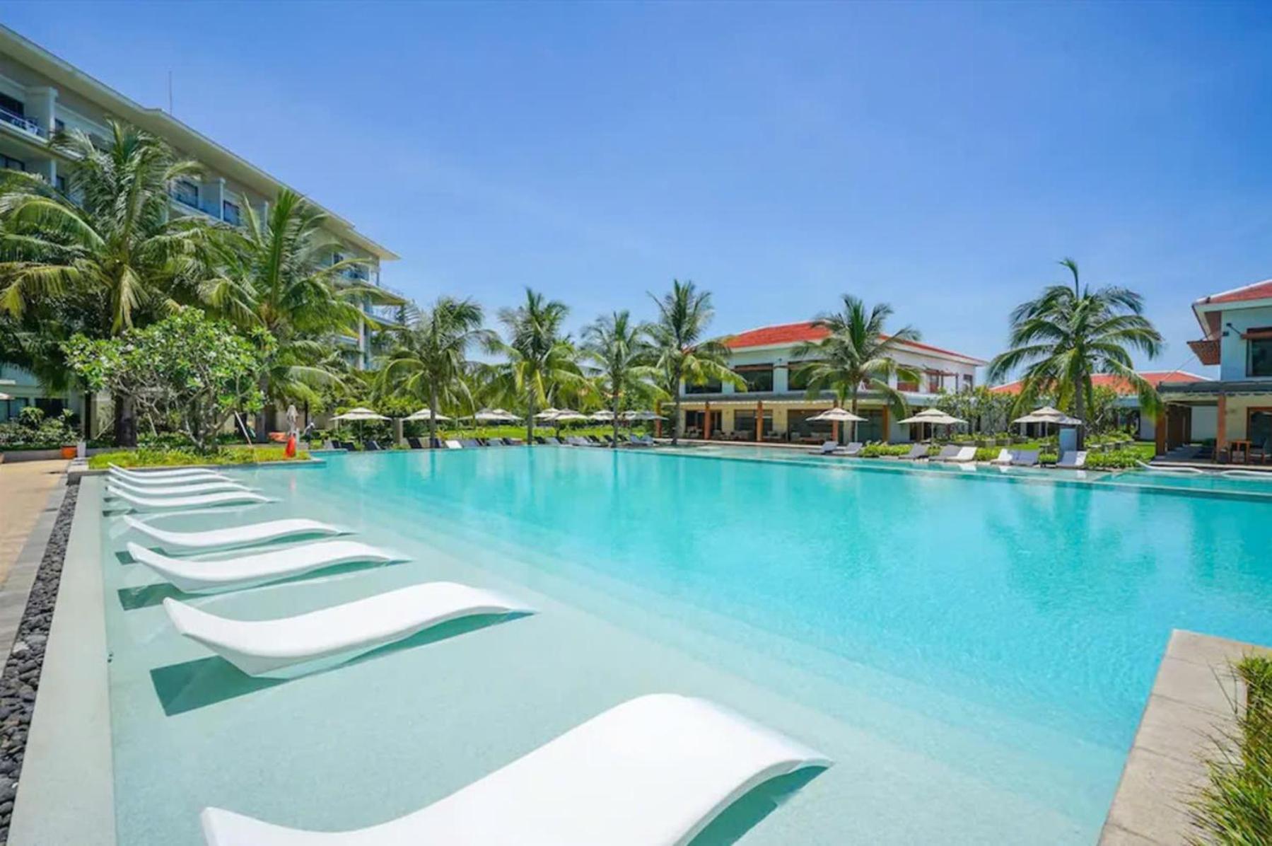 Luxury Dana Beach Resort & Spa 岘港 外观 照片